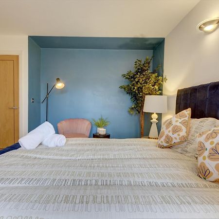 City Centre, 2 Bedroom, Secured Parking, 3 King Bed, Wifi Sleep 6 Guest Comfortable On Three King Size Beds, Jewellery Quarter , Birmingham City Centre , Allocated Secured Parking ภายนอก รูปภาพ