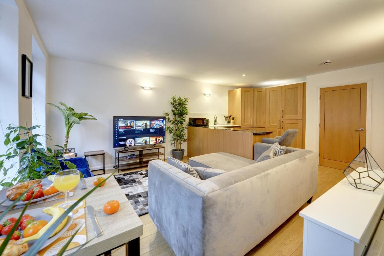 City Centre, 2 Bedroom, Secured Parking, 3 King Bed, Wifi Sleep 6 Guest Comfortable On Three King Size Beds, Jewellery Quarter , Birmingham City Centre , Allocated Secured Parking ภายนอก รูปภาพ