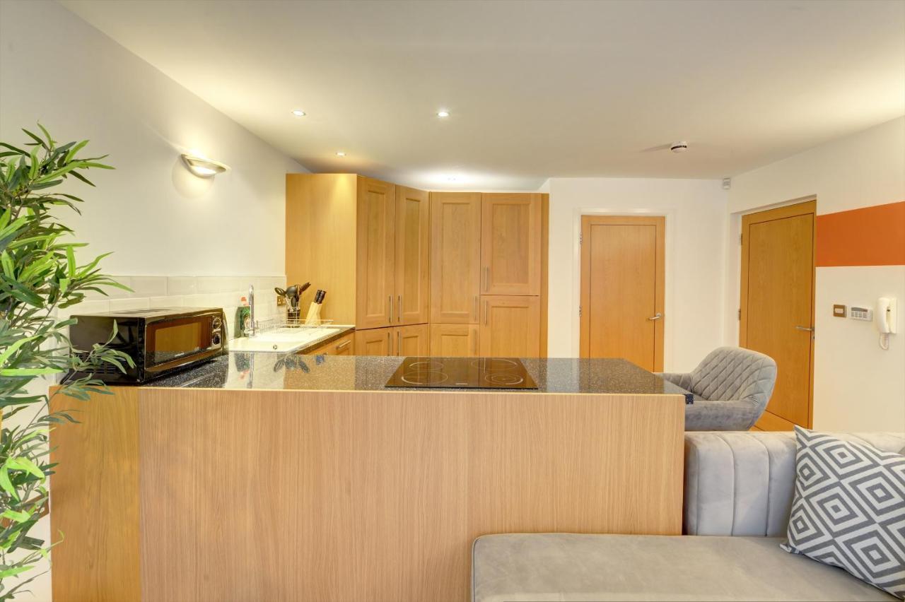 City Centre, 2 Bedroom, Secured Parking, 3 King Bed, Wifi Sleep 6 Guest Comfortable On Three King Size Beds, Jewellery Quarter , Birmingham City Centre , Allocated Secured Parking ภายนอก รูปภาพ