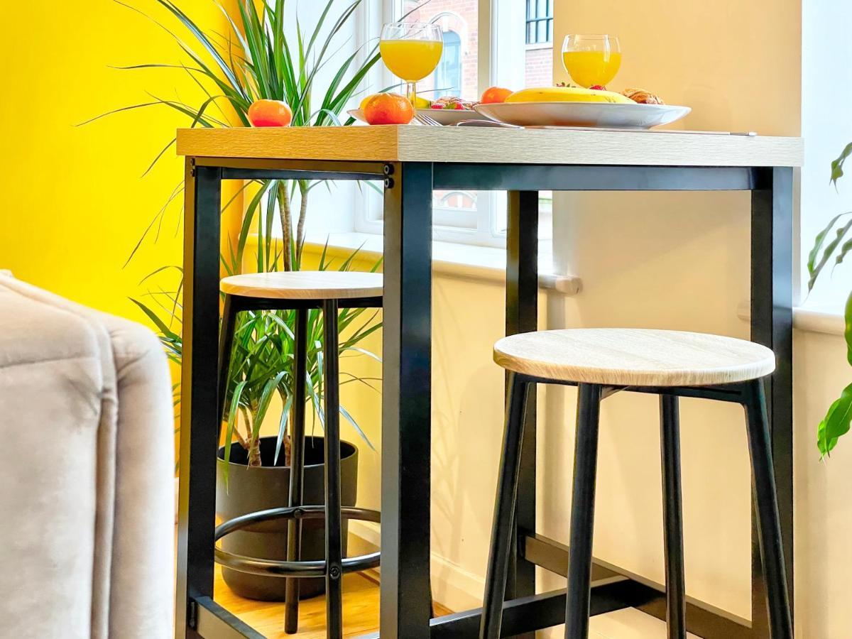 City Centre, 2 Bedroom, Secured Parking, 3 King Bed, Wifi Sleep 6 Guest Comfortable On Three King Size Beds, Jewellery Quarter , Birmingham City Centre , Allocated Secured Parking ภายนอก รูปภาพ