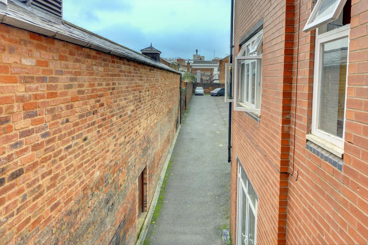 City Centre, 2 Bedroom, Secured Parking, 3 King Bed, Wifi Sleep 6 Guest Comfortable On Three King Size Beds, Jewellery Quarter , Birmingham City Centre , Allocated Secured Parking ภายนอก รูปภาพ