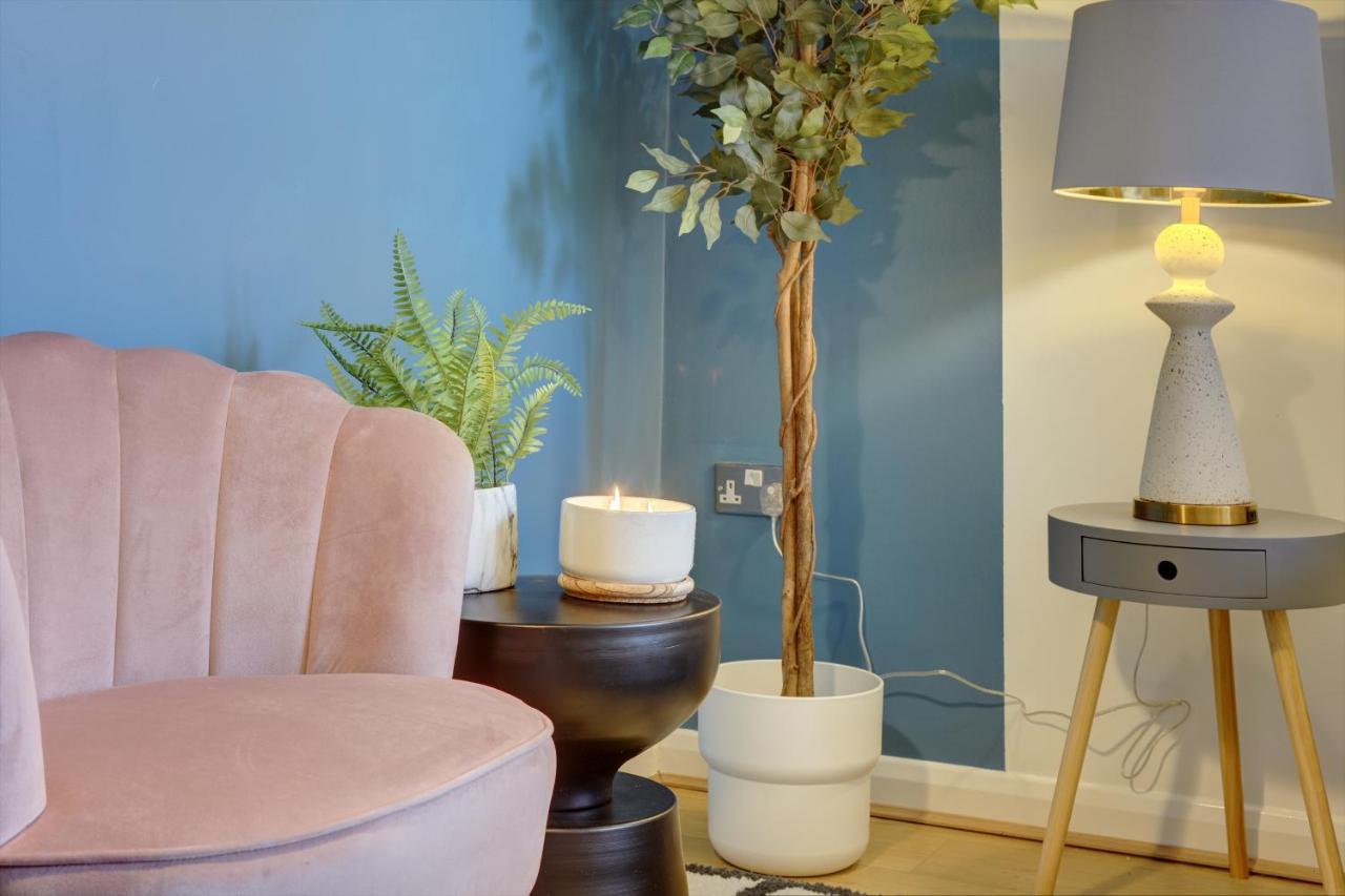 City Centre, 2 Bedroom, Secured Parking, 3 King Bed, Wifi Sleep 6 Guest Comfortable On Three King Size Beds, Jewellery Quarter , Birmingham City Centre , Allocated Secured Parking ภายนอก รูปภาพ