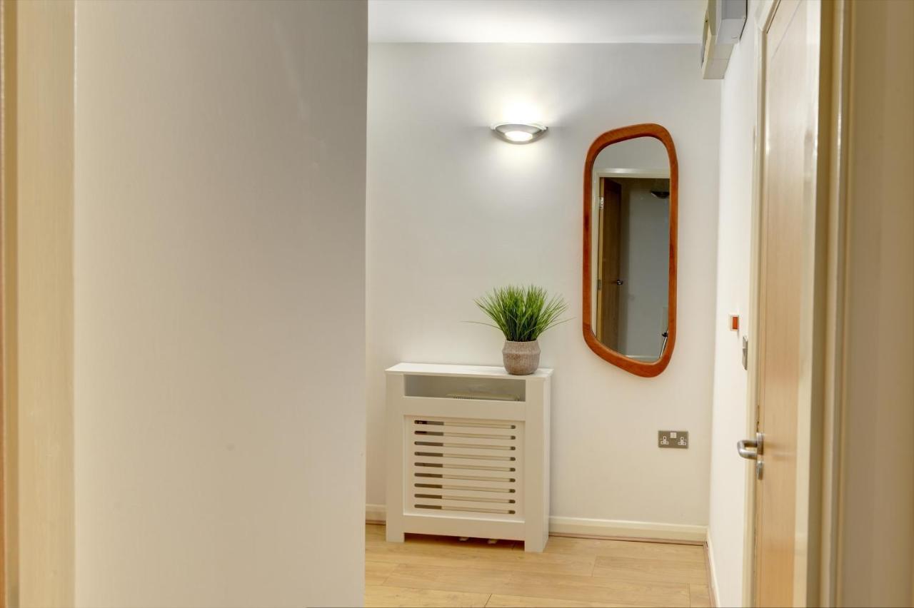 City Centre, 2 Bedroom, Secured Parking, 3 King Bed, Wifi Sleep 6 Guest Comfortable On Three King Size Beds, Jewellery Quarter , Birmingham City Centre , Allocated Secured Parking ภายนอก รูปภาพ