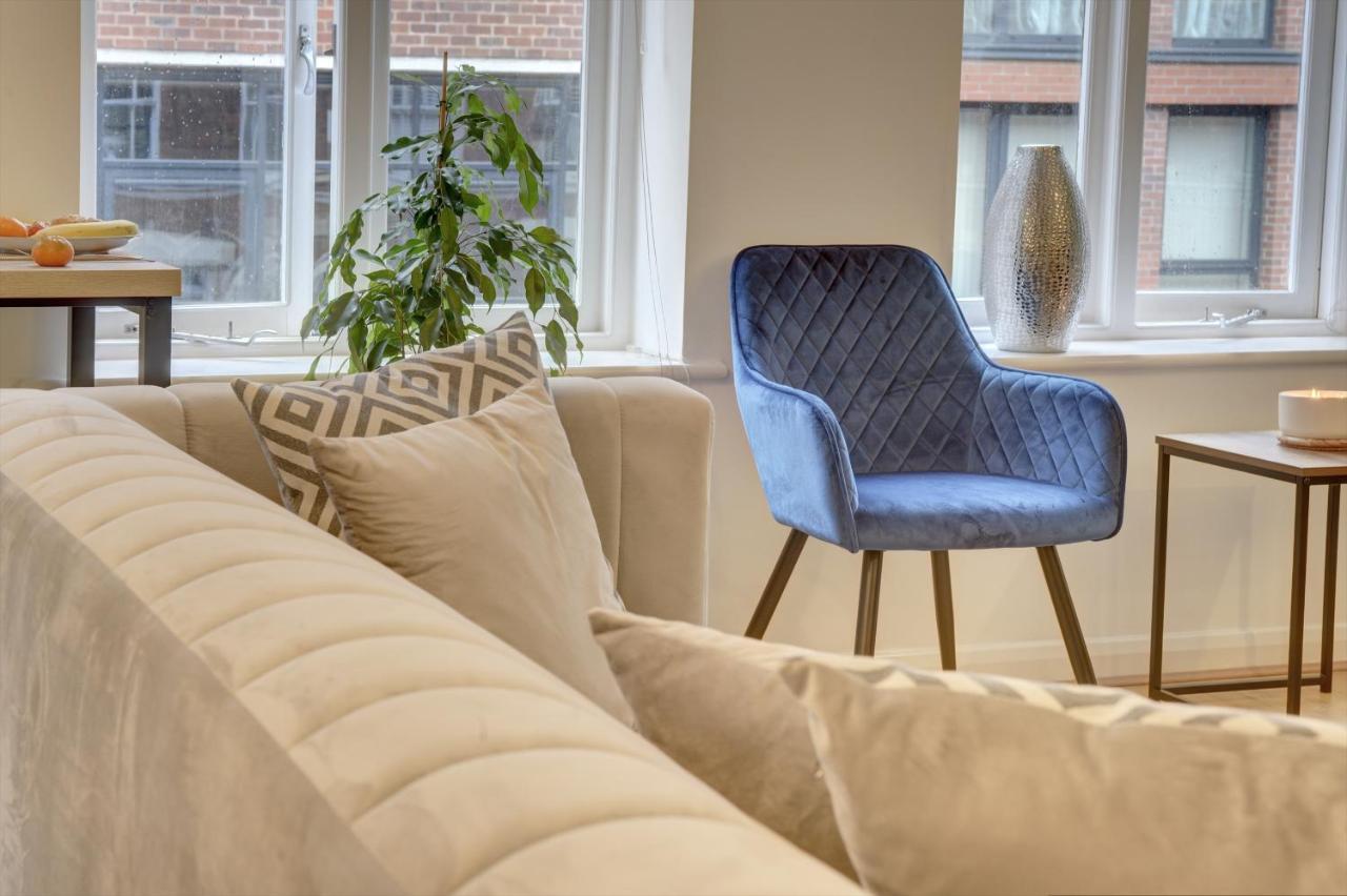 City Centre, 2 Bedroom, Secured Parking, 3 King Bed, Wifi Sleep 6 Guest Comfortable On Three King Size Beds, Jewellery Quarter , Birmingham City Centre , Allocated Secured Parking ภายนอก รูปภาพ